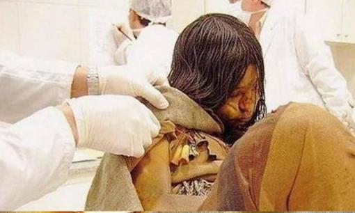 Phát hiện thi thể cô gái trong tảng băng, chuyên gia khám nghiệm: cô đã chết cách đây 700 năm, nguyên nhân cái chết rất tàn nhẫn