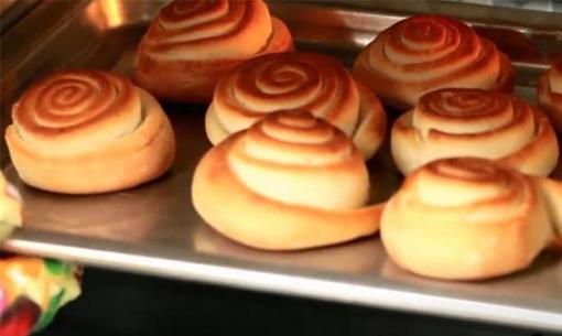 Cách làm bánh mì tươi đơn giản, ngon hơn cả nhà hàng