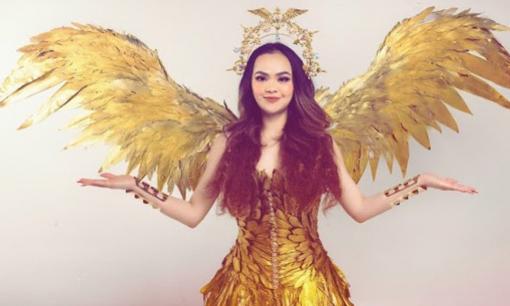 Hoa hậu Trương Ngọc Quỳnh đón tuổi mới bằng minishow ca nhạc hoành tráng