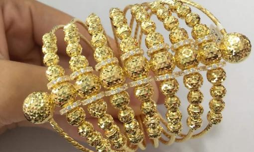 Mua vòng tay bằng vàng đặc hay rỗng thì tốt hơn? Hôm nay mình mới biết, đừng mua nhầm