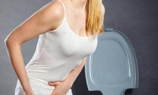 Phụ nữ khi đi vệ sinh, nếu gặp 3 vấn đề này, có thể là 'u xơ tử cung', biết sớm để điều trị 