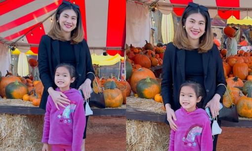 Diện mạo con gái của người mẫu Kim Dung lần đầu được hé lộ: Có nụ cười giống mẹ, gương mặt sáng