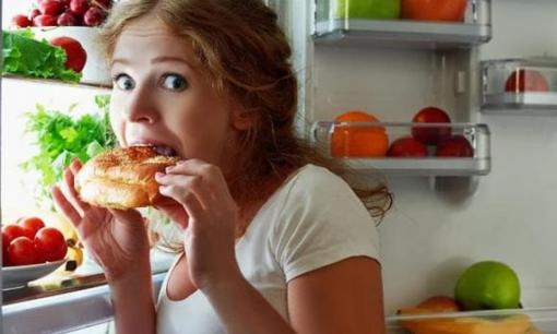 Bốn món ăn khuya không gây béo khi đói quá trước đi ngủ đêm