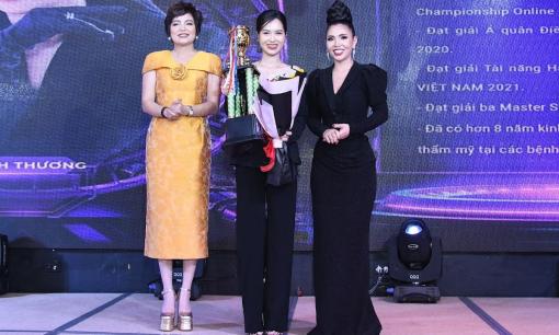 Master Quynh Thuong Nguyen - GK quyền lực Hairstroke - The PMU Việt Nam - Tìm kiếm tài năng phun xăm thẩm mỹ mùa đầu tiên