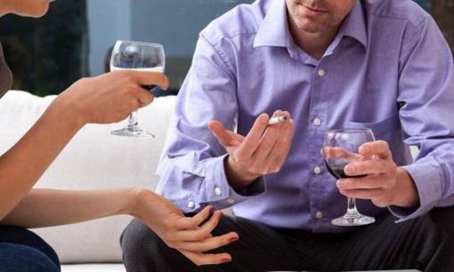Tại sao các cơn nhồi máu não ngày càng gia tăng? Chuyên gia thừa nhận: không liên quan gì đến thuốc lá và rượu bia, nhà bếp mới là “thủ phạm”