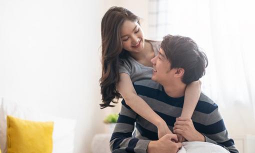 Cảm thấy mệt mỏi với cuộc sống sau hôn nhân, phải xoay xở thế nào để trở lại ngọt ngào như xưa?