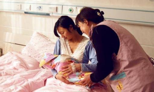 Phụ nữ sau khi sinh con tuyệt đối không được động vào những điều kiêng kỵ này, nếu không sẽ dễ dẫn đến lão hóa sớm