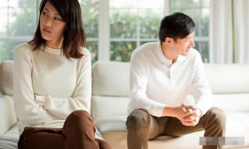 Trong 3 giai đoạn này, đàn ông dễ ngoại tình, phụ nữ càng nên cẩn thận