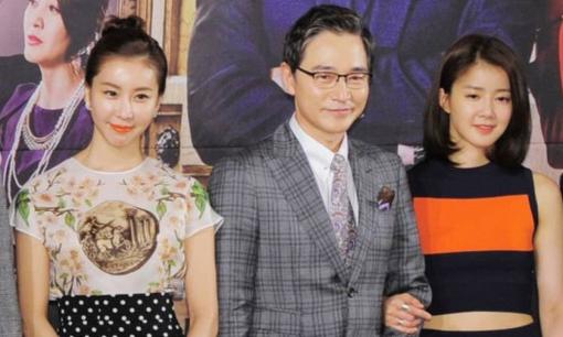 'Tình địch' của Song Hye Kyo và mỹ nhân 'Vườn sao băng' : Ai mới là người xuất sắc hơn?