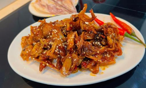 Đang mùa World Cup, làm ngay món mực khô rim me cực ngon cho chồng vừa nhâm nhi vừa xem bóng đá