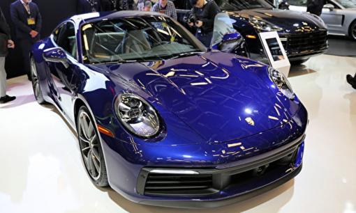 Trong 15 mẫu xe có giá trị tốt nhất, Toyota chiếm 4 và Porsche 3