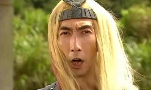 Sao xấu nhất 'Lộc đỉnh ký' phải làm khuân vác, tạp vụ bệnh viện