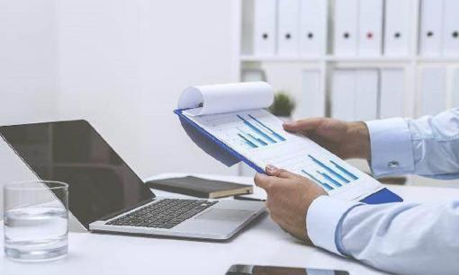 4 cấp dưới sẽ không bao giờ được lãnh đạo coi trọng, khó thăng tiến cho dù công việc của họ có tốt đến đâu