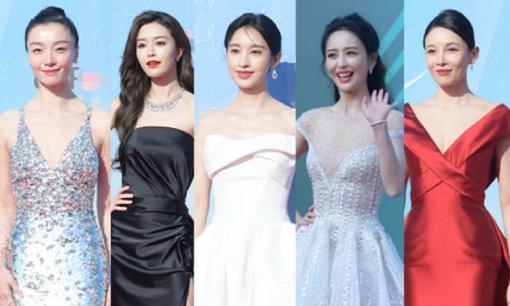 Thảm đỏ bế mạc Liên hoan phim Quốc tế Tam Á: 'Mỹ nhân Tân Cương' Đồng Lệ Á cuốn hút, lấn át dàn mỹ nhân kém tuổi