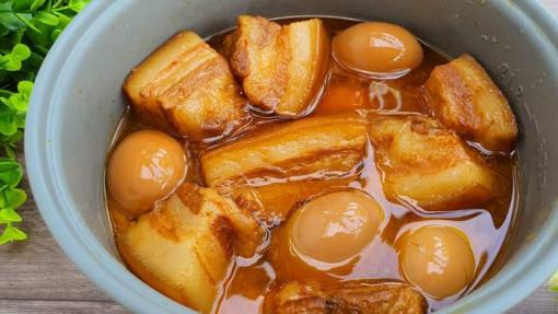 Bí quyết làm món thịt kho trứng đậm vị bằng nồi cơm điện