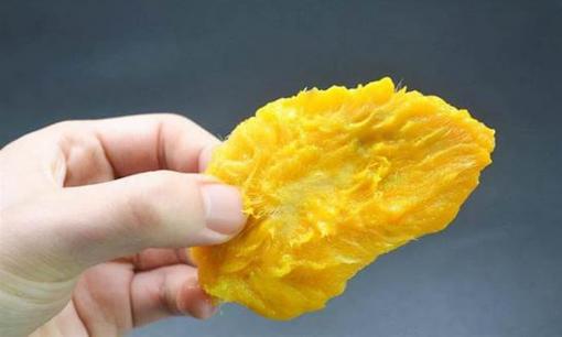 Đừng vội vứt 'lõi xoài' còn thừa, cắm vào chậu hoa, 2 tuần sau sẽ có bất ngờ lớn