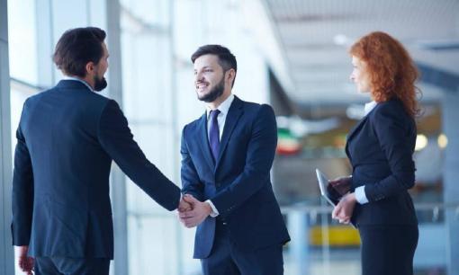 Nơi công sở, đừng lúc nào cũng bị chèn ép, ghi nhớ 3 điều, bạn có thể bảo vệ bản thân và thể hiện trí tuệ cảm xúc của mình