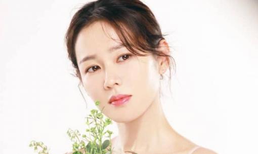 Đầy tháng con trai cưng, Son Ye Jin leo lên mạng làm điều đáng chú ý 