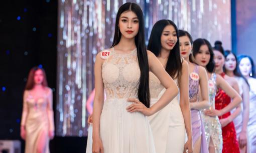 Nữ sinh Hutech tỏa sáng trong đêm Bán kết Nữ hoàng Trang sức Việt Nam 2022