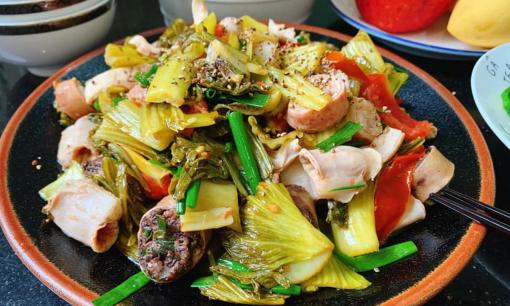 Học làm món lòng xào dưa cực đưa cơm trong trời lạnh, nhìn là muốn ăn liền 