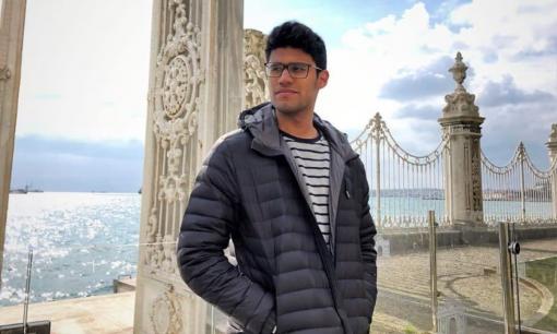 Chân dung triệu phú trẻ nhất Ấn Độ, 19 tuổi đã sở hữu khối tài sản hơn 2,8 nghìn tỷ đồng