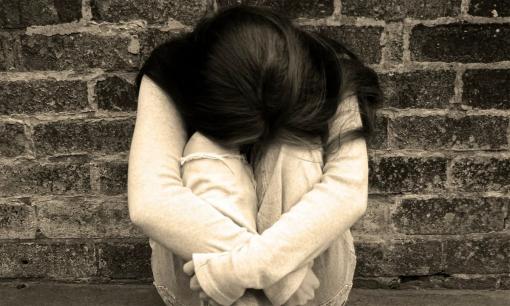 Sau khi được mẹ chồng sắp cưới đưa đi khám tiền hôn nhân, cô gái bị từ hôn ngay lập tức