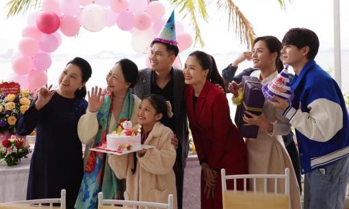 Ảnh hiếm về tiệc đóng máy phim 'Hành trình công lý' ở biển, hé lộ cái kết 