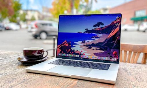 Đánh giá Apple MacBook Pro 14 inch (2023): chiếc laptop tốt nhất thế giới  
