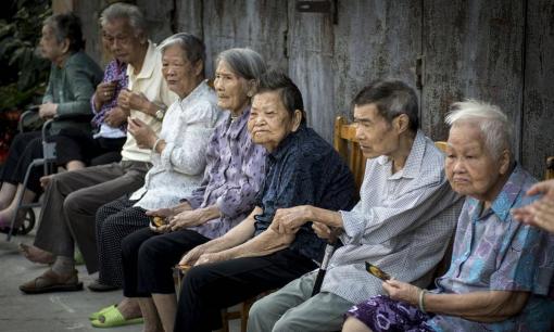 Khi đến nhà con cái để dưỡng già, bạn chỉ có thể được đối xử tử tế nếu kiên trì 'ba không'