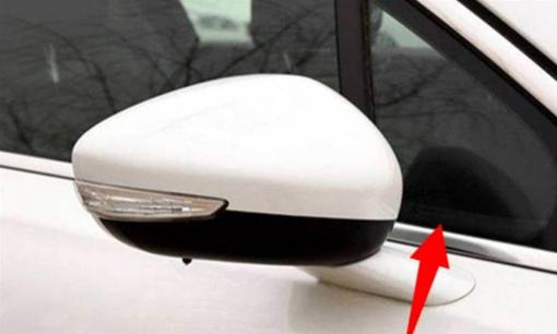 Sau 6 năm sờ vô lăng, tôi mới nhận ra chức năng thực sự của 'cửa sổ tam giác' trên ô tô