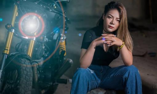 Doanh nhân Trịnh Thị Hiền thu hút trong bộ ảnh thể hiện cá tính riêng