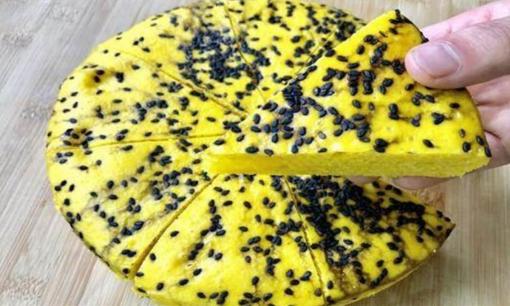 Bánh bí ngô phiên bản nhà làm không cần thêm một giọt nước, bánh mềm xốp, ăn ngon hơn cả bánh bông lan