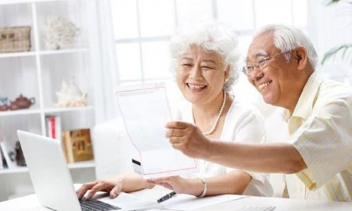 Thời điểm tốt nhất để người già giao tài sản cho con cháu là khi nào? Những người từng trải nói sự thật