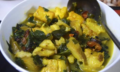 Công thức chuối đậu nấu ốc thơm lừng, nóng hổi cho tiết trời se lạnh