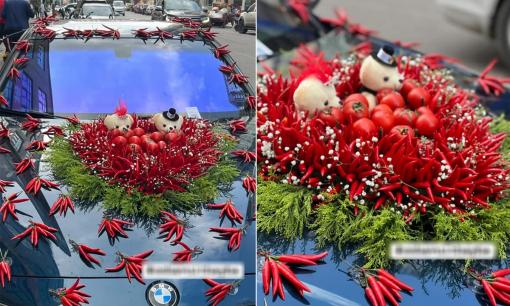 Độc lạ cảnh trang trí xe hoa bằng ớt, vừa đẹp, ấn tượng lại không hề lãng phí 