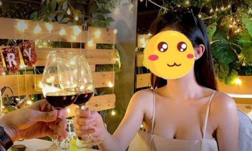 Cô gái chán nản khi bạn trai 29 tuổi vẫn còn 'ăn trộm 3 triệu tiền hàng của mẹ để đi tán gái'