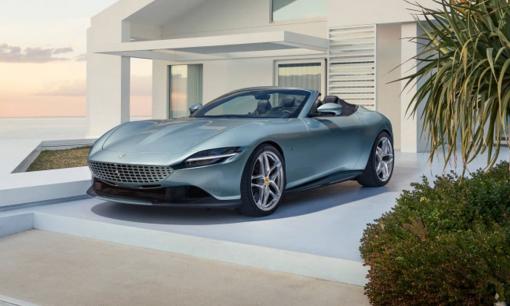 Ferrari Roma Spider được ra mắt dưới dạng mui trần mềm mới của Maranello