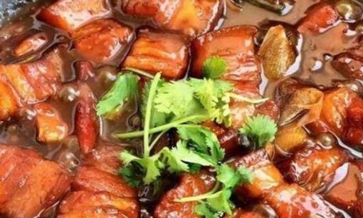 Khi làm thịt kho cần tránh xa những loại gia vị này để thịt kho có màu đỏ tươi, mềm và ngon