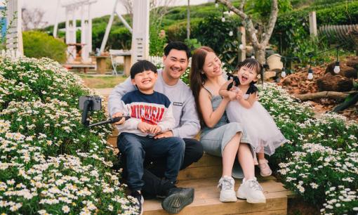 Diễn viên 'Tôi thấy hoa vàng trên cỏ xanh' về lại Việt Nam, cùng chồng con du lịch Đà Lạt