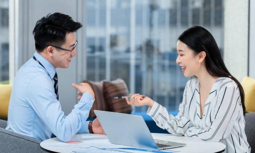 Làm thế nào để hòa đồng với đồng nghiệp nơi công sở? Chuyên gia về vấn đề nay dạy bạn 5 kỹ năng!