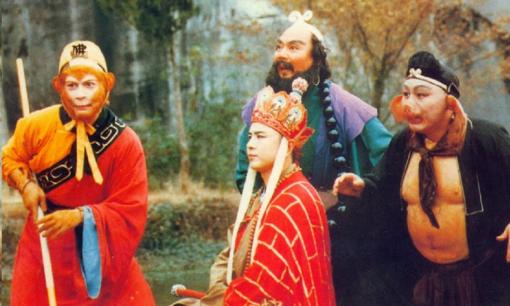 Cuối cùng cũng tìm ra lý do tại sao Tôn Ngộ Không ba lần đánh Bạch Cốt Tinh nhưng Đường Tăng thà tin yêu quái chứ không tin Tôn Ngộ Không? 