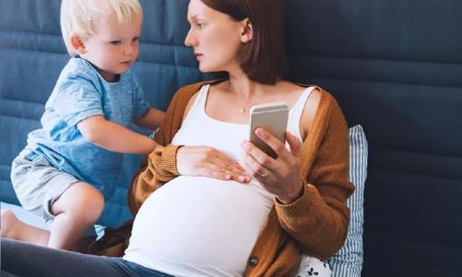 Đâu là sự 'chênh lệch tuổi tác' tốt nhất giữa 2 đứa con? Hai bé không tranh giành, không bị lôi kéo, cả nhà hài lòng!