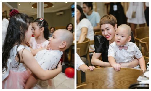 Sinh nhật lầy lội của con trai Trà My Idol: Hayden gây cười với biểu cảm khó đỡ khi bị bạn gái đòi hôn 