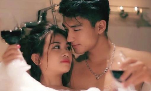 Tại sao các cặp vợ chồng không nên tắm cùng nhau? Chuyện gì sẽ xảy ra khi các cặp đôi tắm chung!