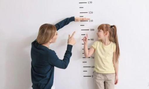 Cách giúp trẻ cao lớn: Nắm 3 thời điểm vàng, đừng để chiều cao của trẻ cố định ở tuổi 16