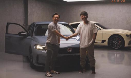 Đại gia Minh Nhựa ghé thăm nhà và lái thử 'xế hộp hàng hiếm' mới tậu của Cường Đô La