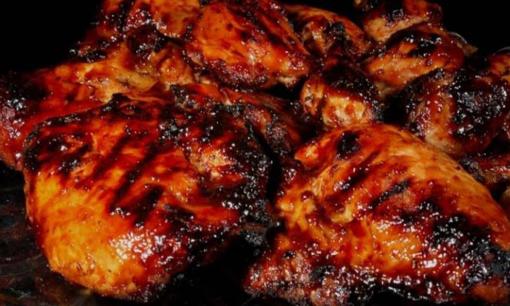 Mẹo hay chữa cháy và khử mùi thức ăn bị cháy hiệu quả