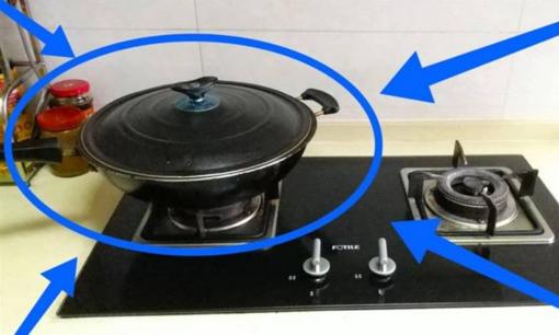 Tại sao bên trái của bếp ga không thích hợp để nấu ăn? Chủ yếu có 2 nguyên nhân, nhờ bác chủ hàng ga nhắc nhở tôi mới biết!