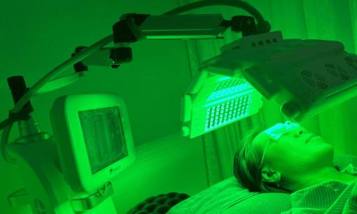 Hồng Chuyên Clinic chính thức trở thành cơ sở tiên phong ứng dụng MediLUX - công nghệ LED 5 bước sóng chuẩn y khoa hiện đại nhất Việt Nam