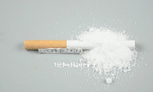 Thuốc lá và muối trộn với nhau quá mạnh, nhiều người không biết, nhà nào cũng dùng được, ai cũng nên xem thử